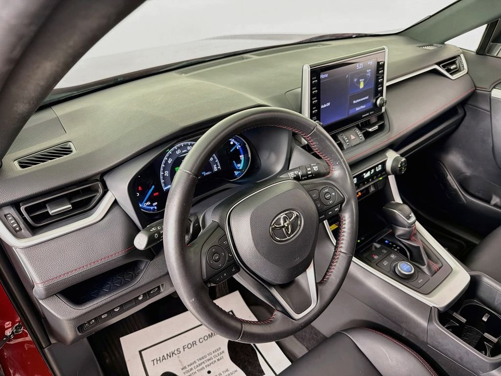 Used 2022 Supersonic Red/Midnight Black Metallic Toyota XSE image 9