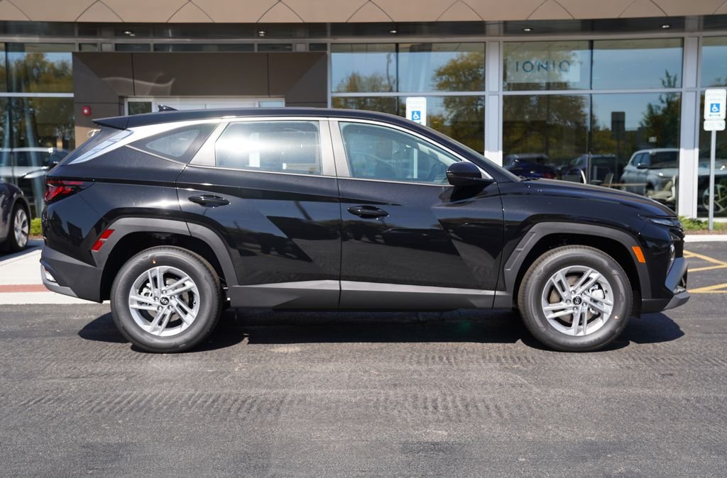 New 2026 Phantom Black Hyundai SE image 20