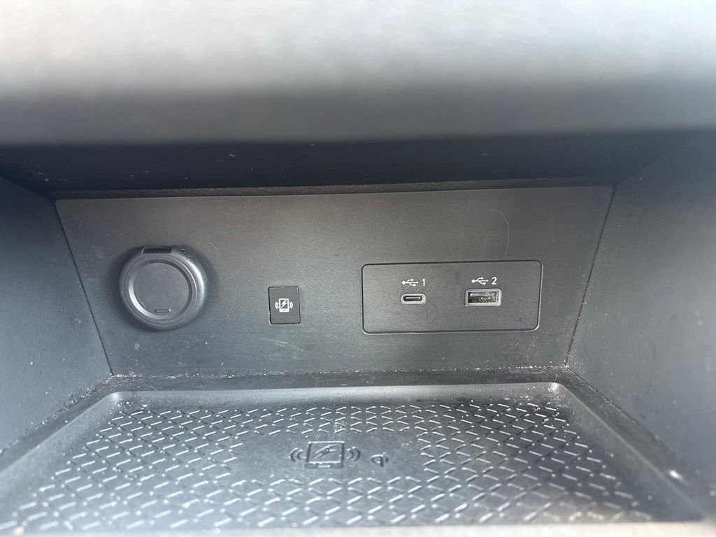 Used 2023 Gray Hyundai SEL image 15
