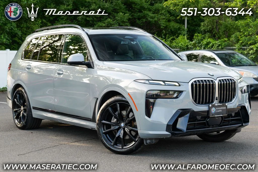 Used 2024 Brooklyn Gray Metallic BMW xDrive40i image 1
