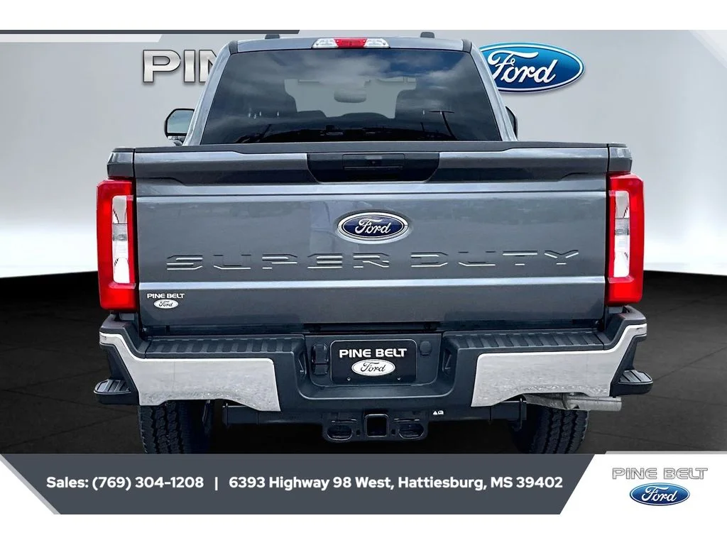 New 2026 Carbonized Gray Metallic Ford F-250® XLT image 4
