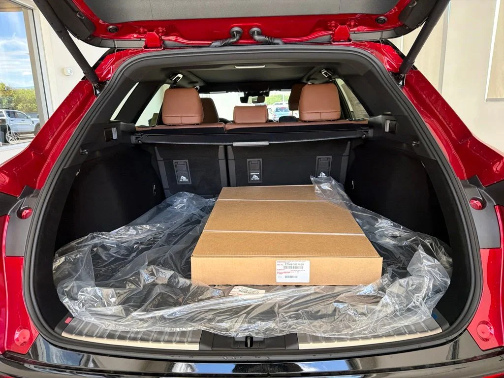 New 2026 Finish Line Red with Black roof <sup>1</sup> Toyota  Limited image 39