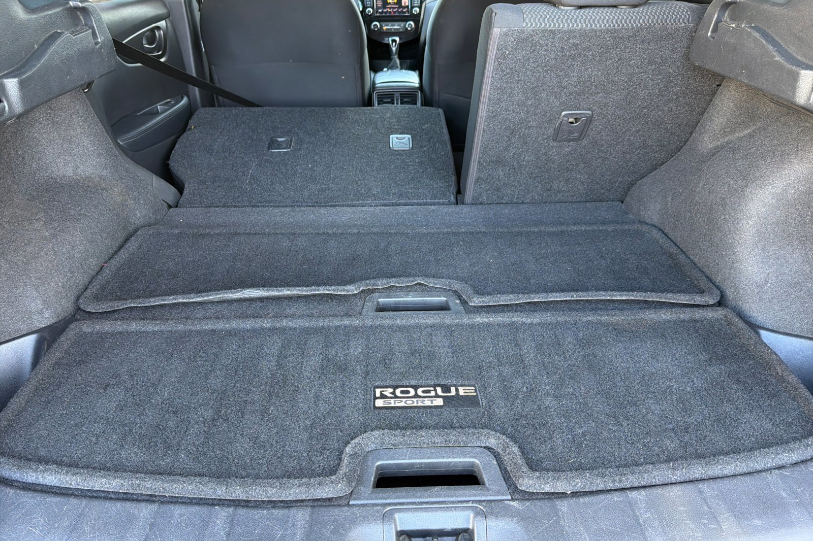 Used 2019 Magnetic Black Pearl Nissan S image 14
