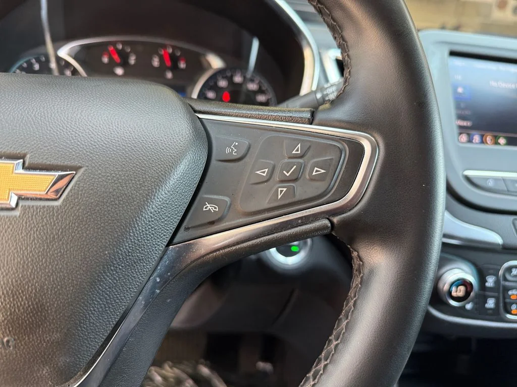 Used 2024 Gray Chevrolet LT image 25