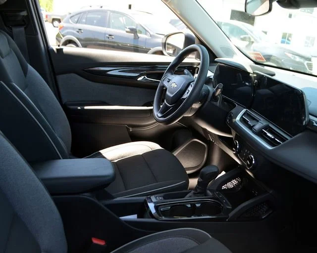 2025 Chevrolet Trailblazer LS - Photo 7