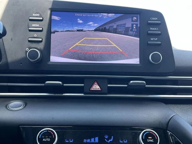Used 2023 White Hyundai Blue image 18