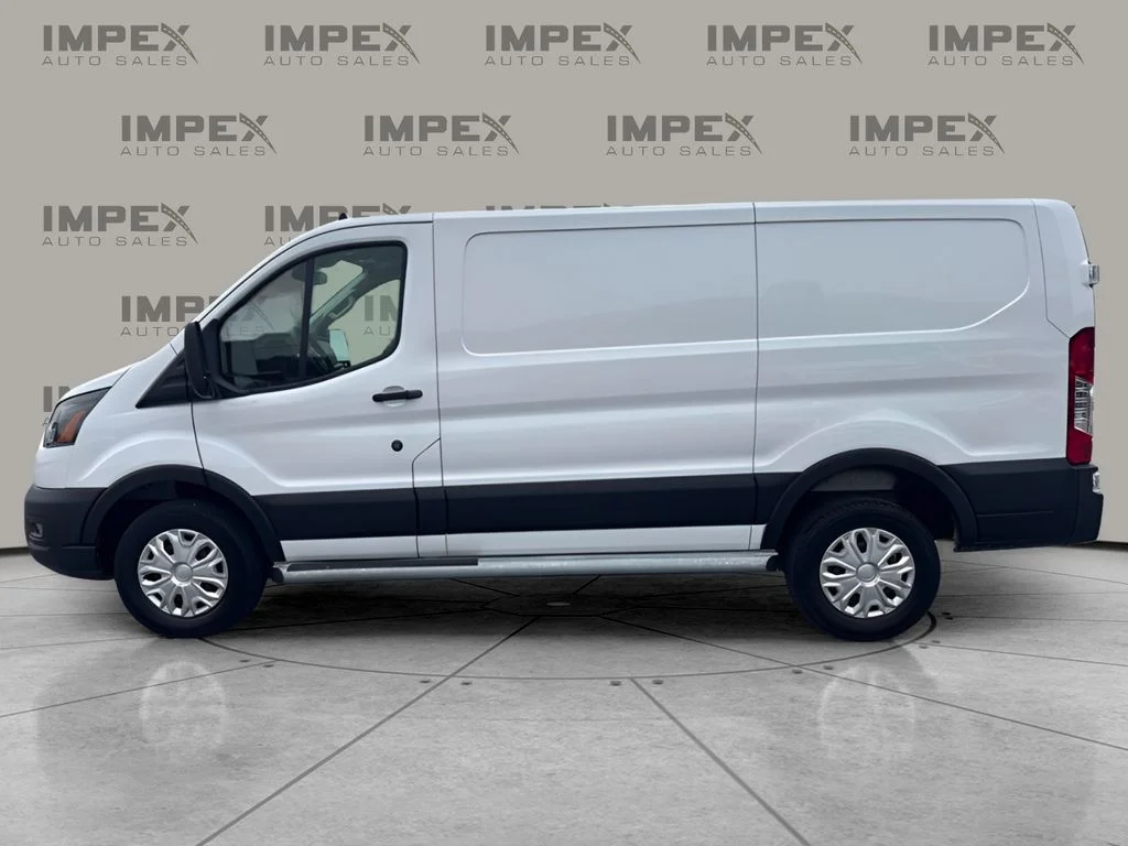 Used 2025 White Ford Base image 2