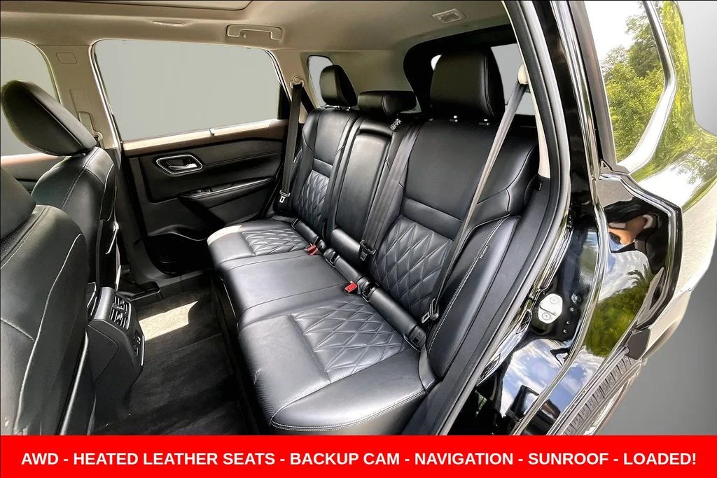 Used 2023 Black Nissan Platinum image 21