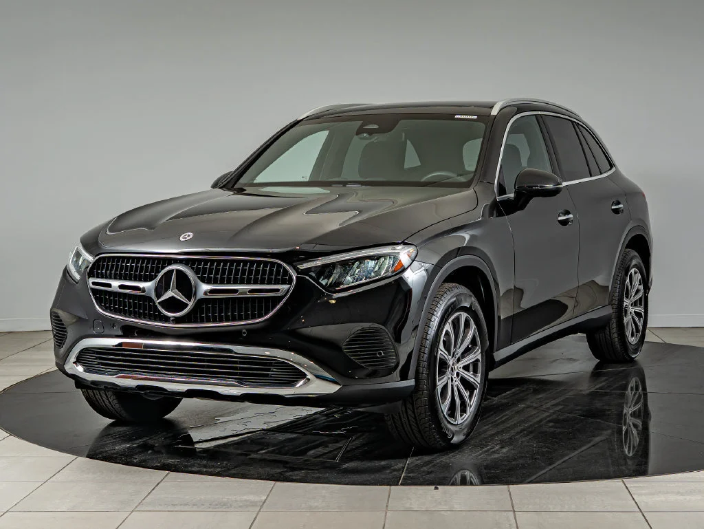 2026 Mercedes-Benz GLC Base