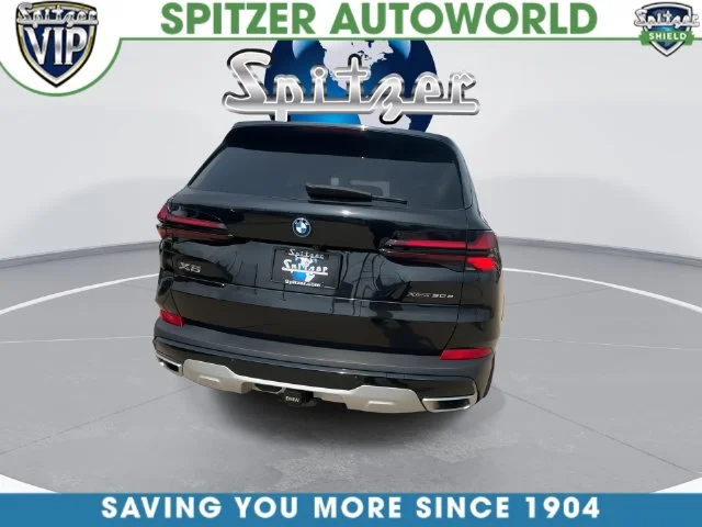Used 2024 Black BMW xDrive50e image 9