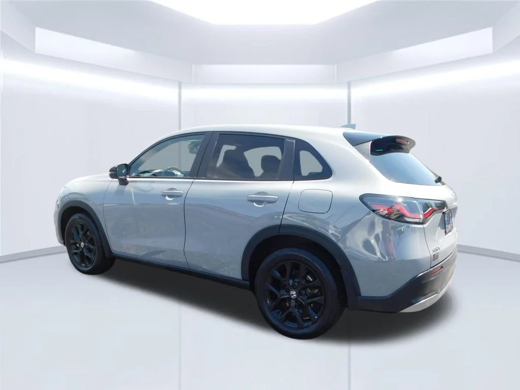 Used 2024 Gray Honda Sport image 5