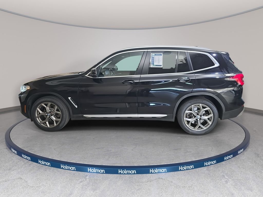 Used 2022 Black BMW xDrive30i image 9