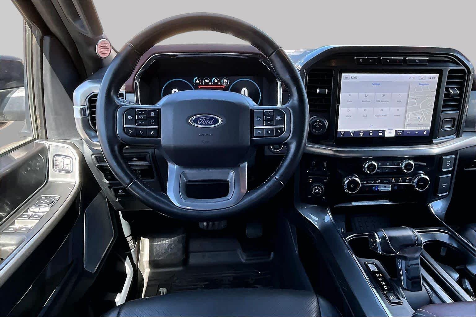 Used 2023 Agate Black Metallic Ford LARIAT image 6