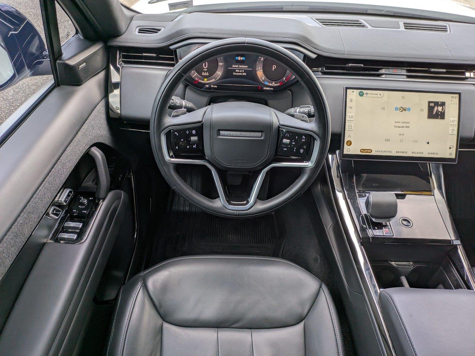 Used 2024 Fuji White Land Rover SE image 16