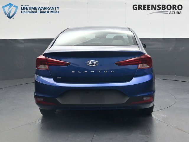 Used 2020 Blue Hyundai SE image 6