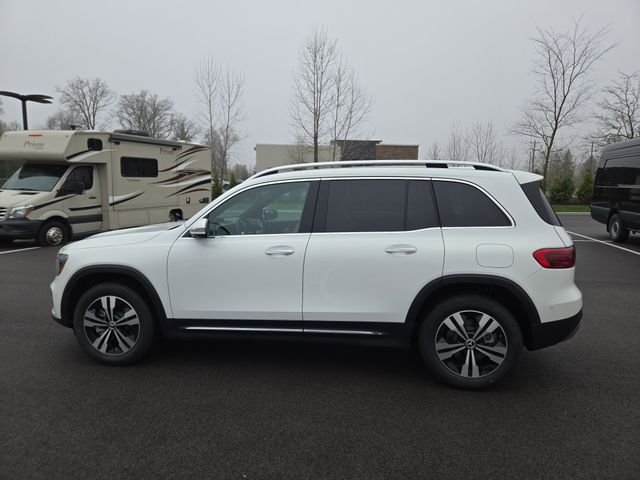 New 2026 Polar White Mercedes-Benz GLB250 image 6