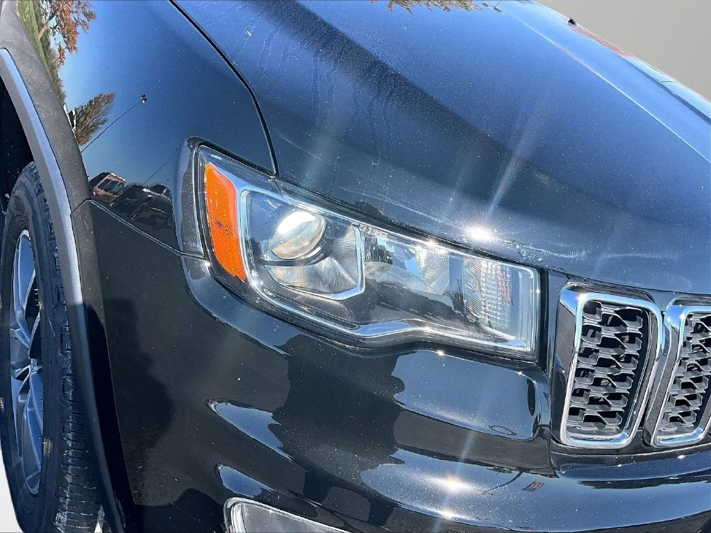 Used 2017 Black Jeep Limited image 23