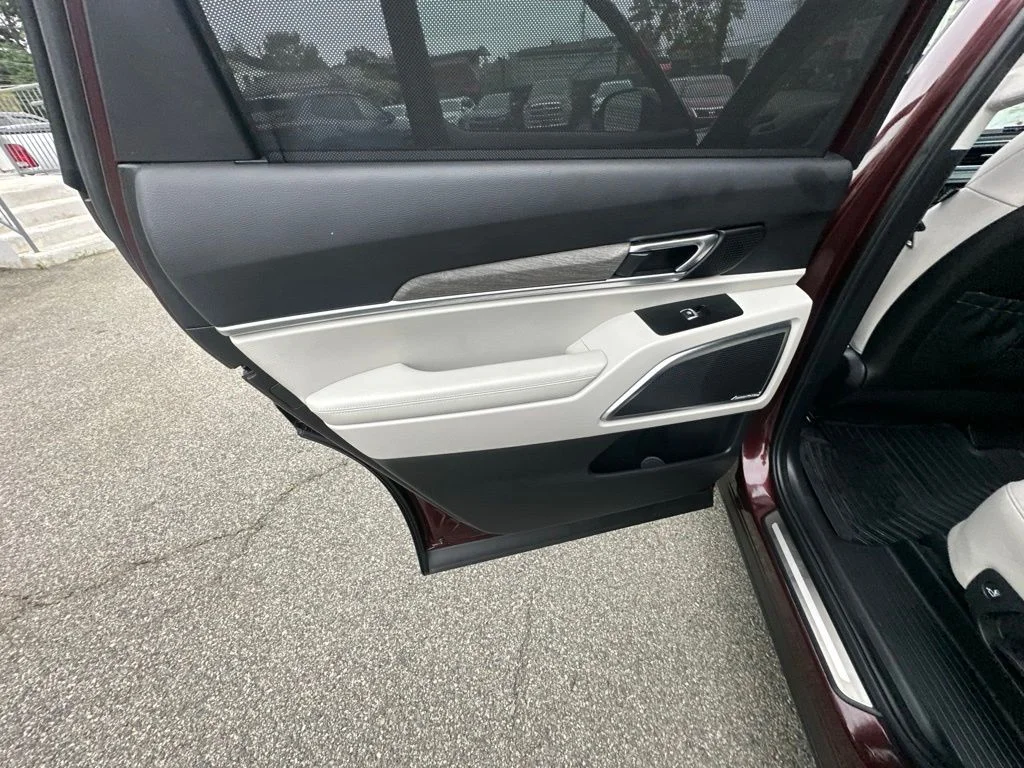 Used 2022 Purple Kia SX image 25