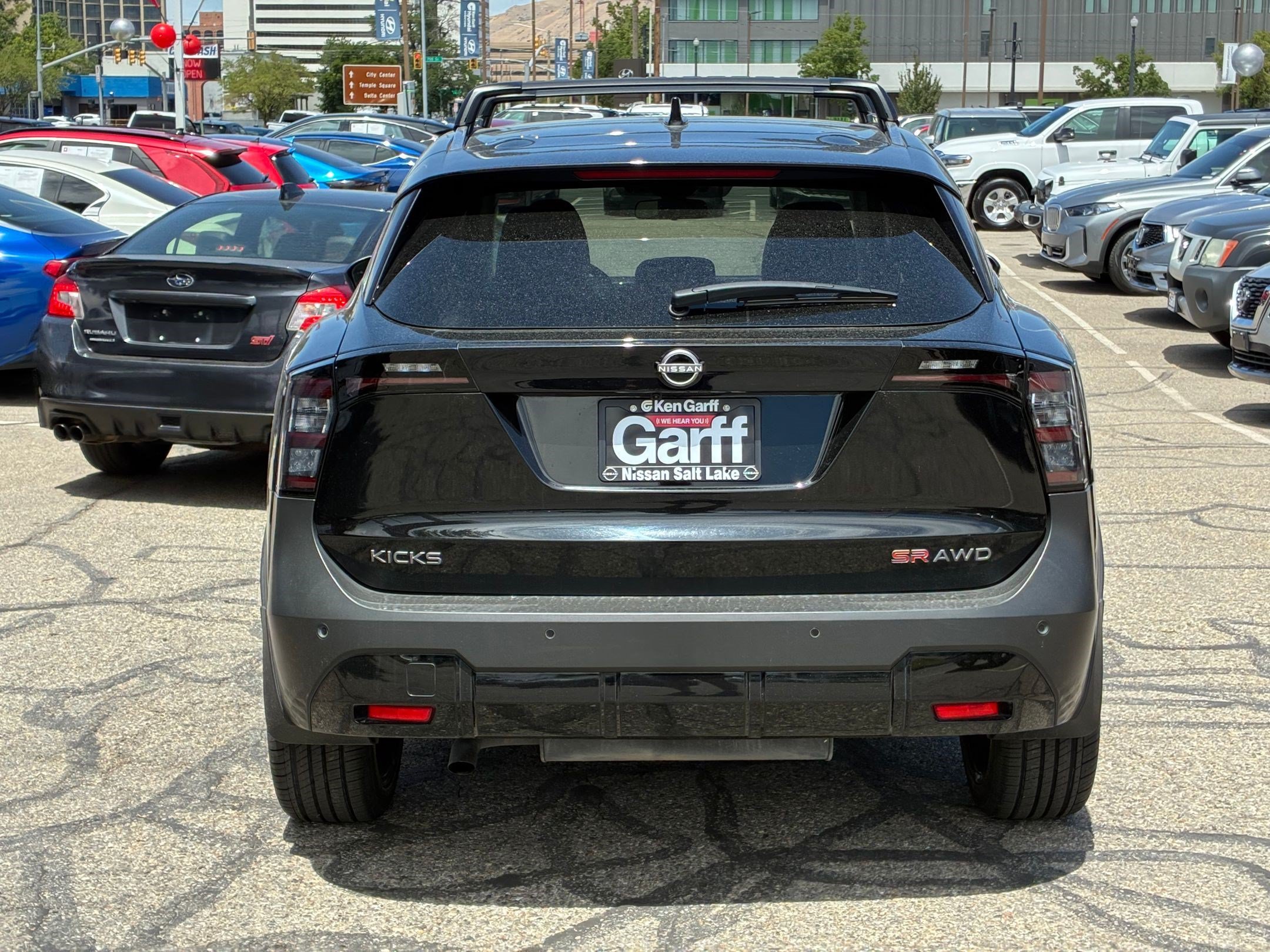 Certified Used 2025 Super Black Nissan SR image 5