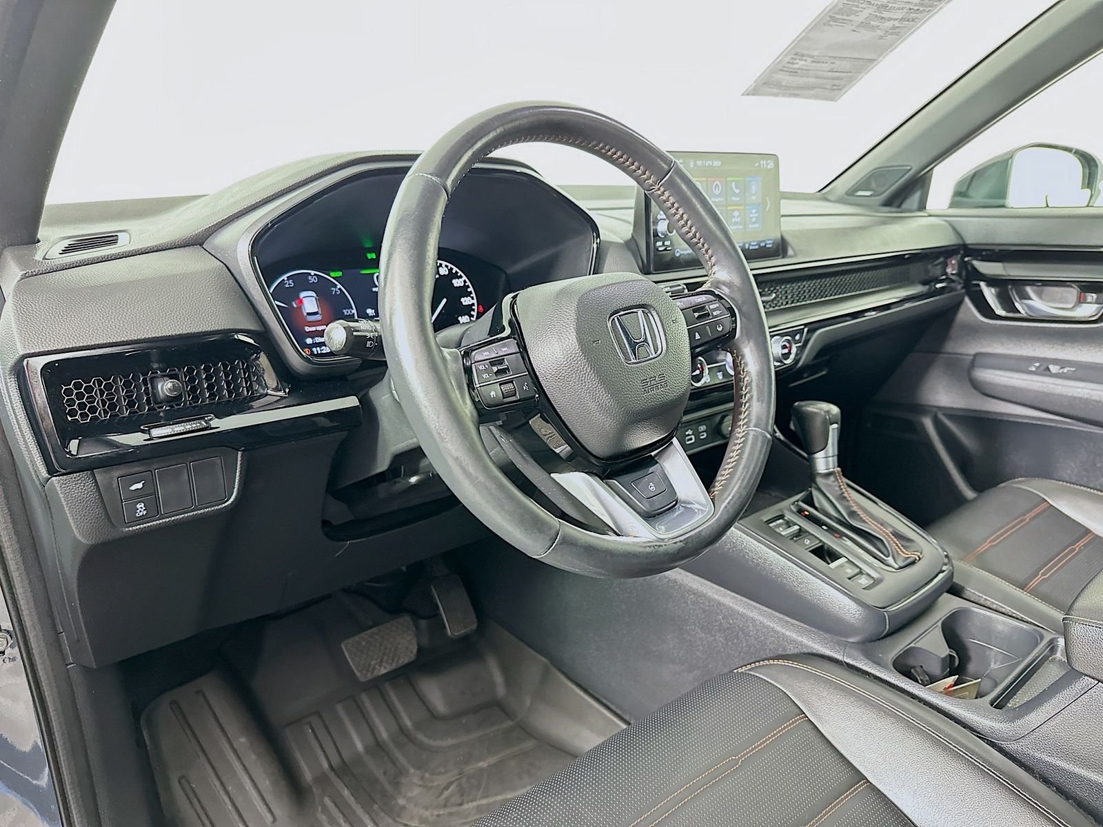 Used 2025 Meteorite Gray Metallic Honda Sport Touring image 9