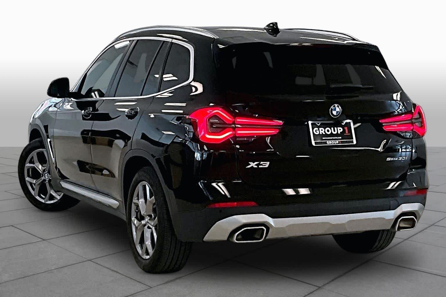 Used 2023 Jet Black BMW sDrive30i image 11