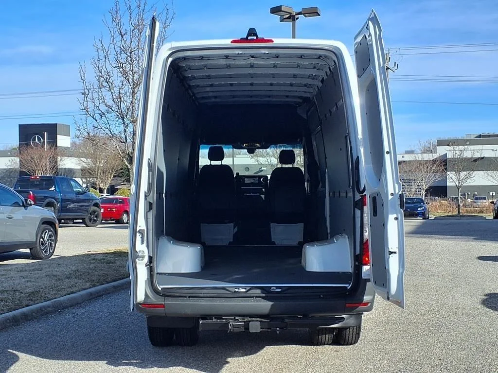 2025 Mercedes-Benz Sprinter Cargo Van Base - Photo 6