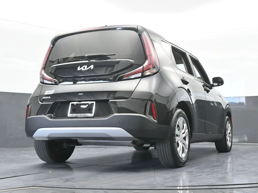Used 2023 Fusion Black Kia LX image 46