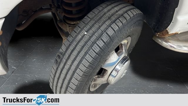 Used 2007 Bright White Dodge SLT image 30