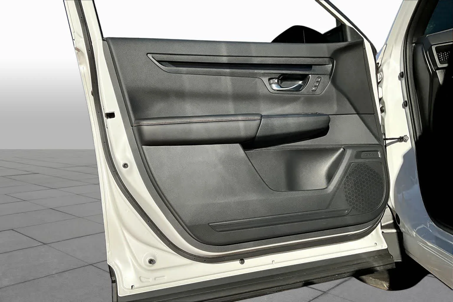 New 2026 Platinum White Pearl Honda Sport-L image 9