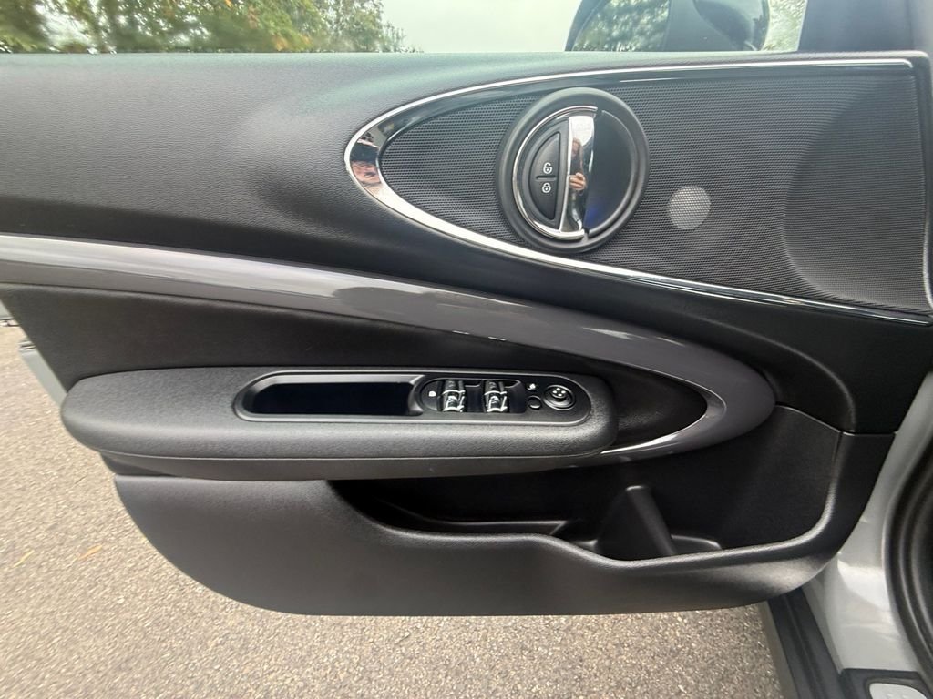 Used 2017 Gray MINI Clubman image 12