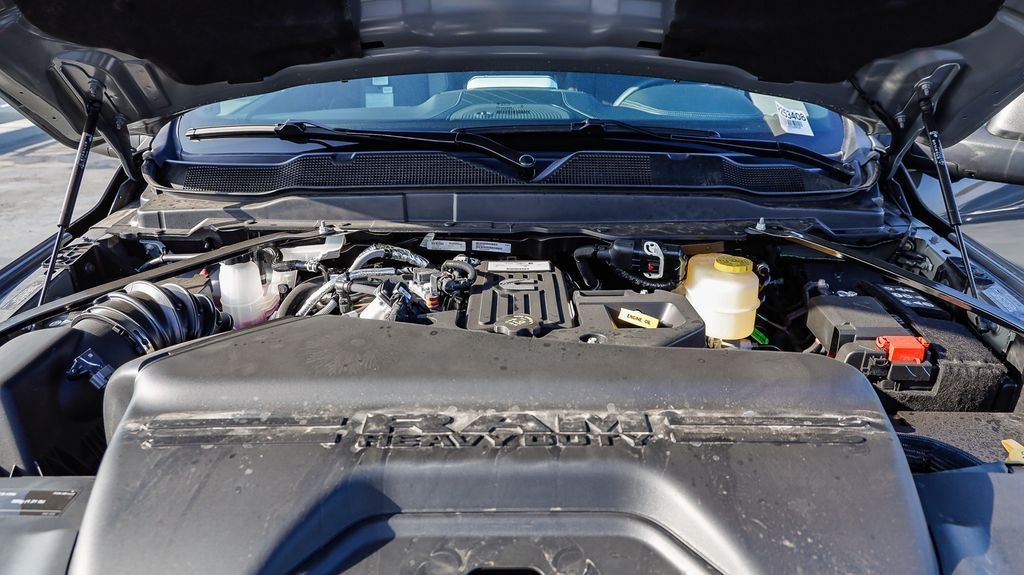 New 2026 Gray Clearcoat Ram Limited image 32