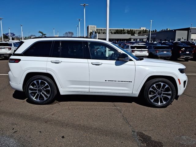 Certified Used 2022 Bright White Clearcoat Jeep Overland 4xe image 7