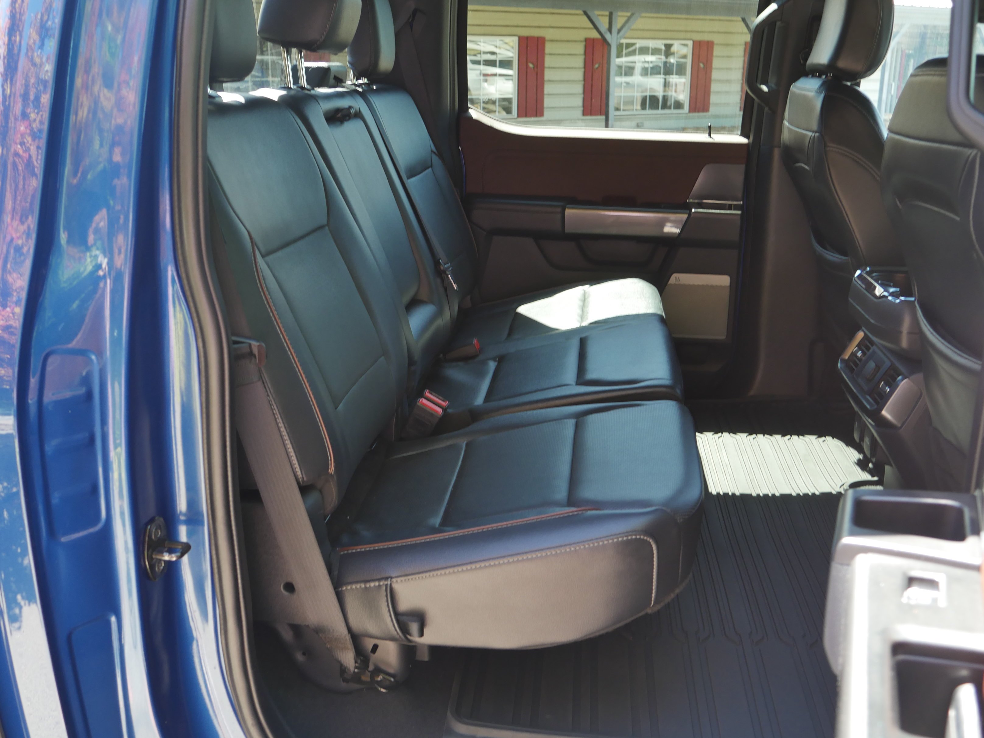 Certified Used 2023 Atlas Blue Metallic Ford LARIAT image 31