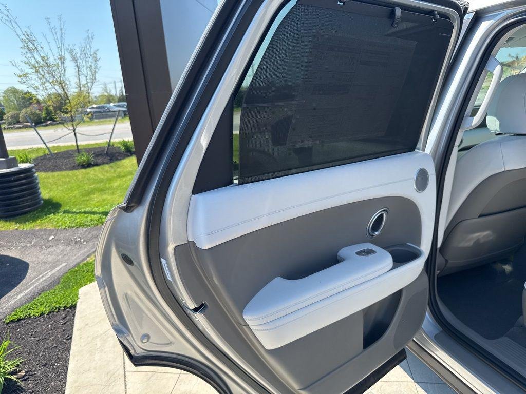 New 2026 Silver Hyundai SEL Premium AWD image 24