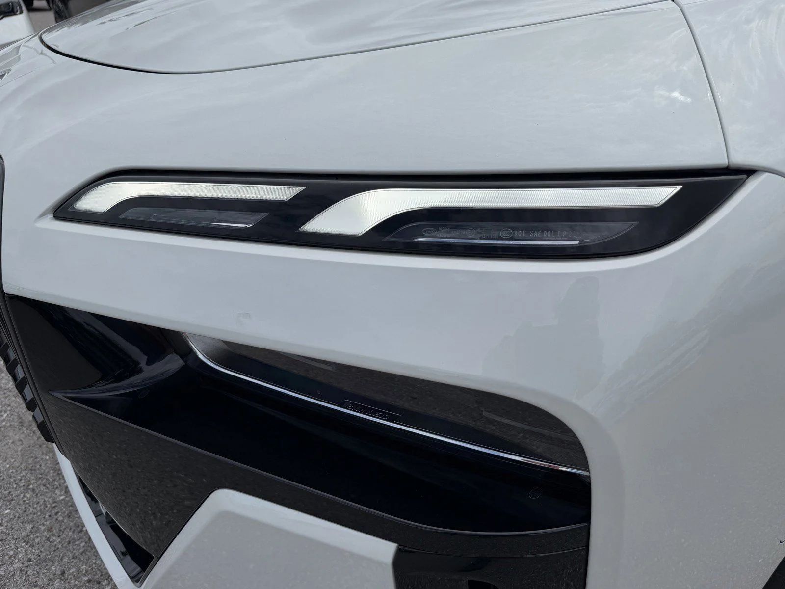 New 2026 Mineral White Metallic BMW 740i image 12
