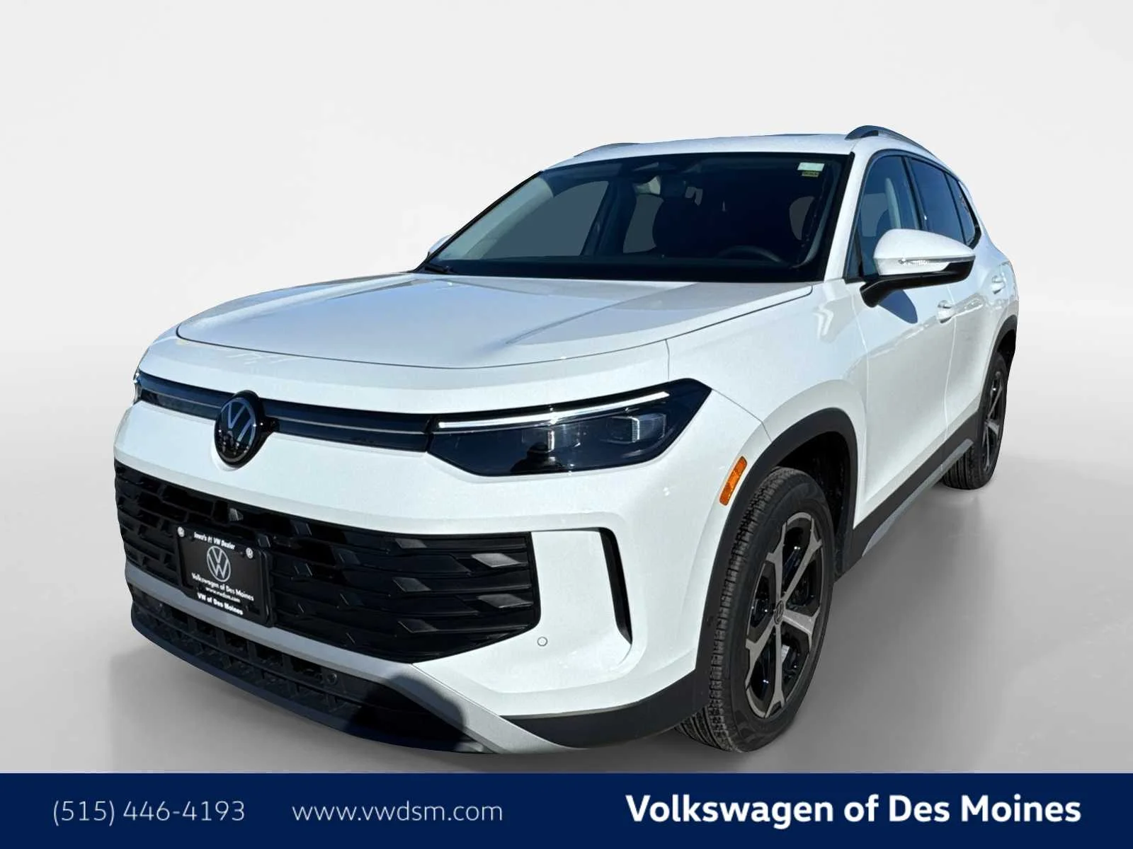 2026 Volkswagen Tiguan 2.0T SE 4Motion's photo