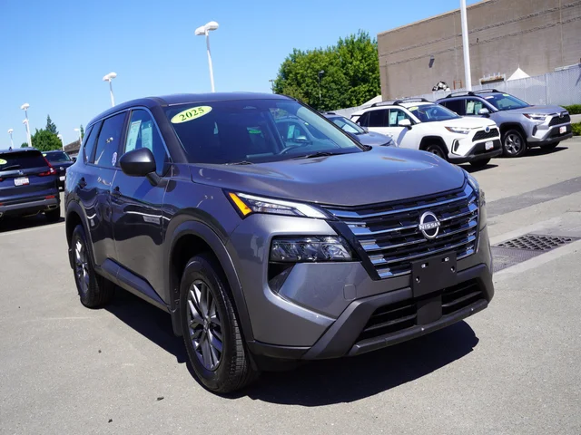 2025 Nissan Rogue S