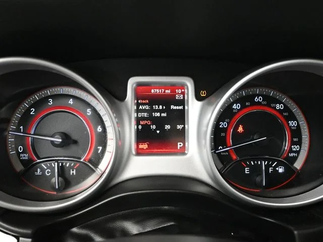 Used 2019 Black Dodge SE image 25