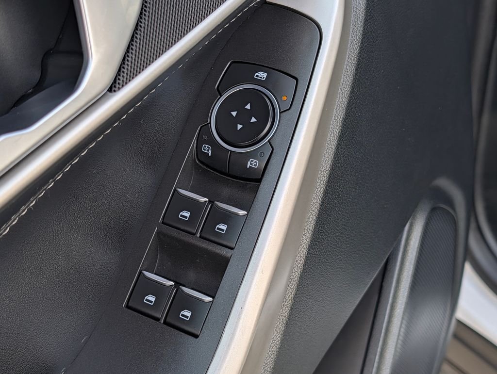 2023 Ford Explorer XLT - Photo 20