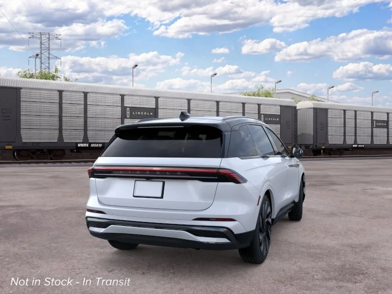 New 2026 White Platinum Metallic Tri-Coat Lincoln Reserve image 8