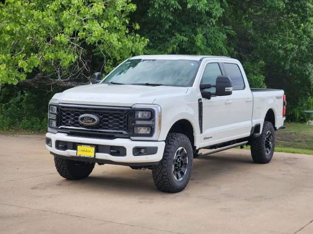 New 2026 Star White Metallic Tri-Coat Ford F-250® Lariat® image 25