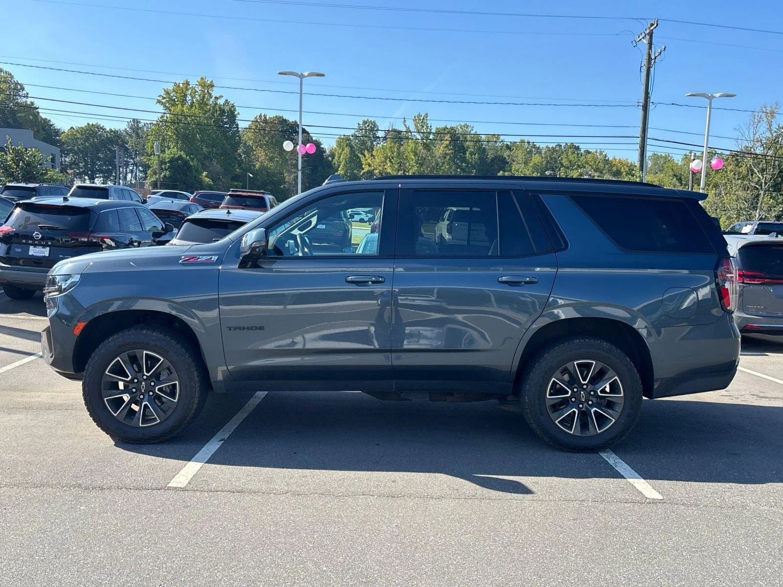 Used 2021 Shadow Gray Metallic Chevrolet Z71 image 2
