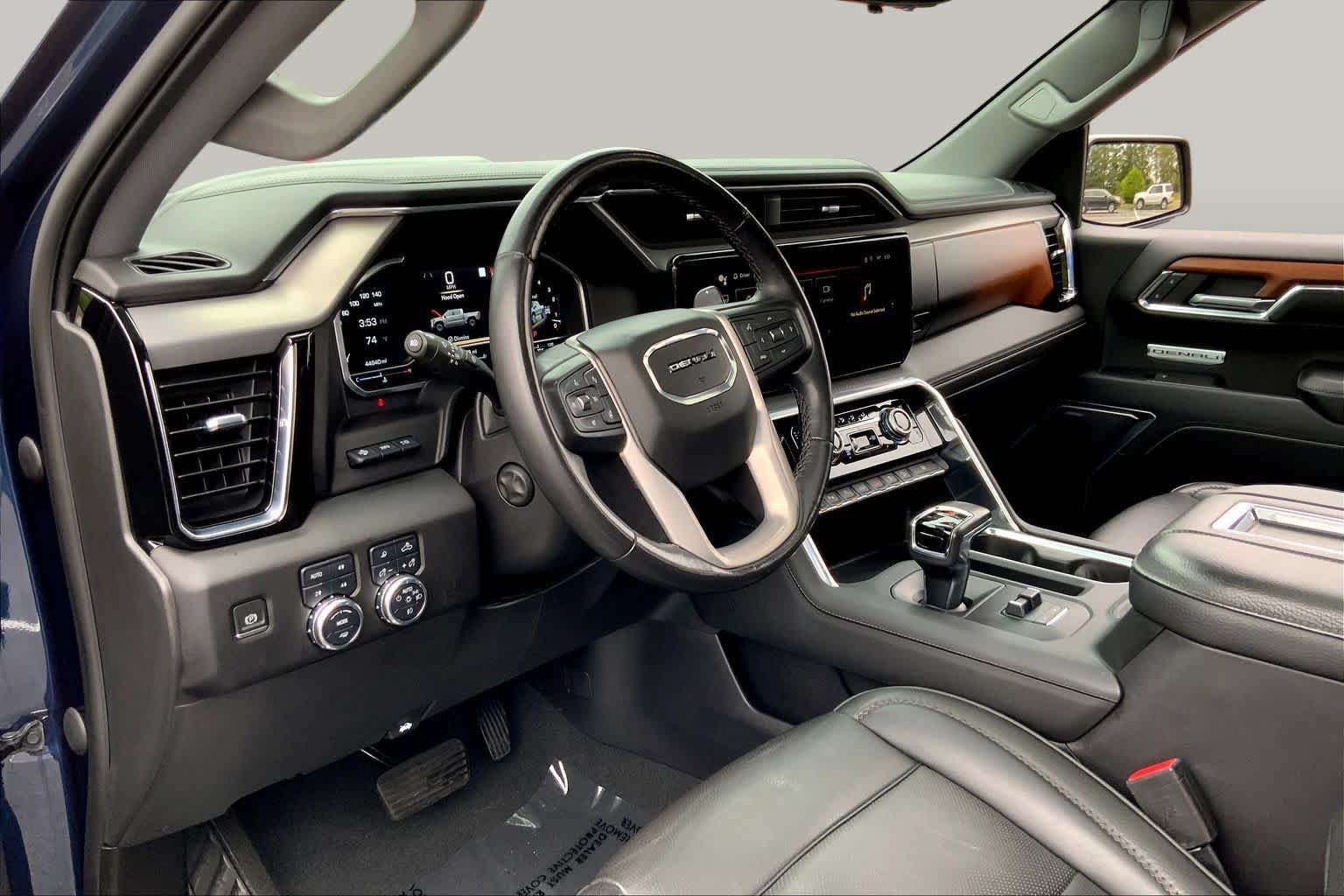 Used 2022 Pacific Blue Metallic GMC Denali image 17
