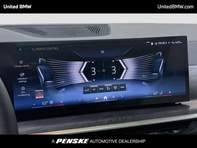 New 2027 Mineral White Metallic BMW X7 image 11