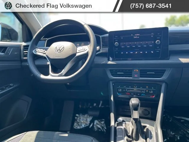 New 2026 Black Volkswagen 1.5T SE Black image 30