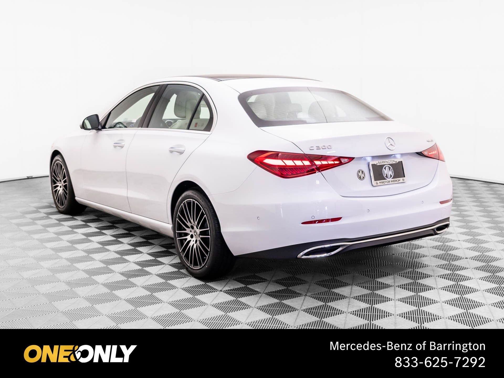 New 2026 MANUFAKTUR Moonlight White Metallic Mercedes-Benz C 300 image 3