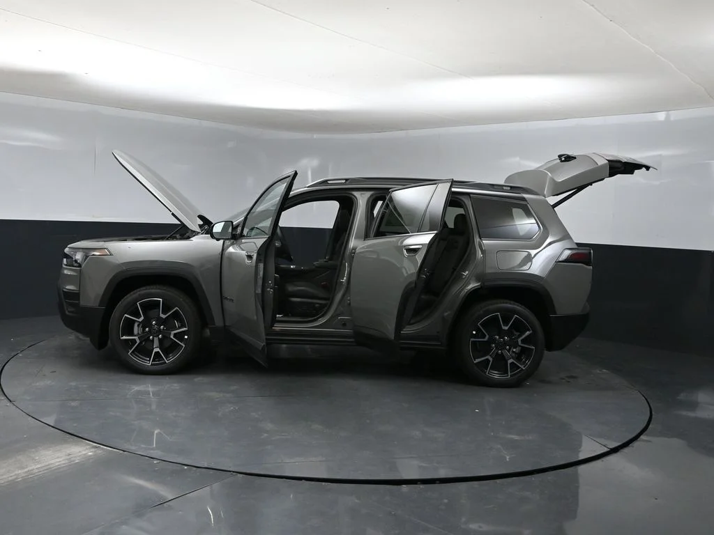 New 2026 Gray Jeep Overland image 47