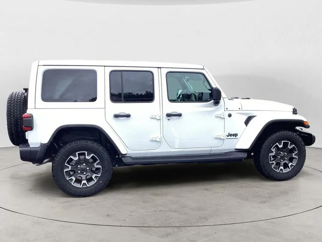 New 2026 Bright White Clearcoat Jeep 4-DOOR SAHARA image 7