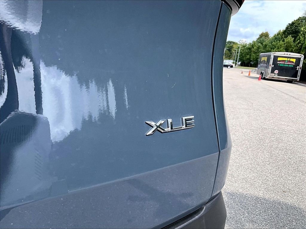 Used 2024 White Toyota XLE image 30