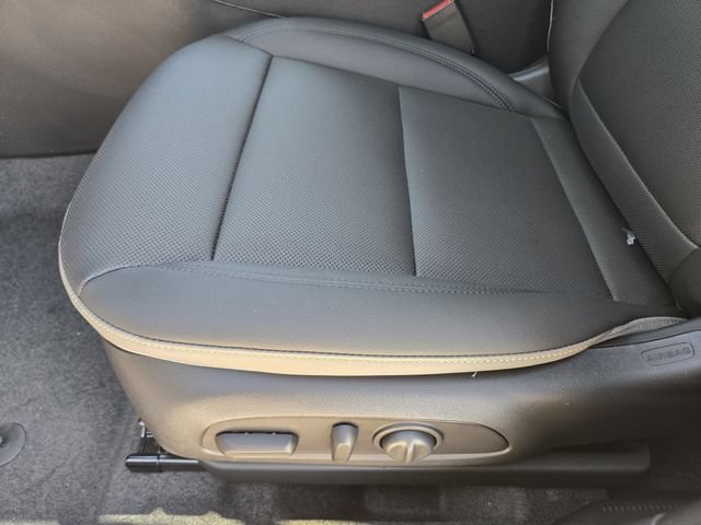 2026 Chevrolet Trax Activ - Photo 19
